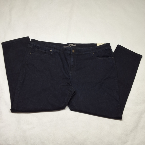 New Universal Threads Dark Blue Skinny Regular Jeans Plus Size 26 W R - Picture 2 of 10